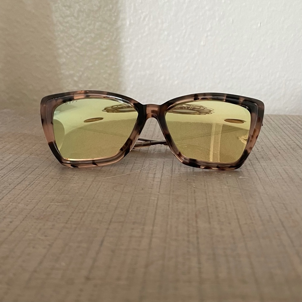 DIFF sunglasses